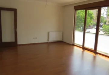 Merdivenköy Kuruçay Apartmanı